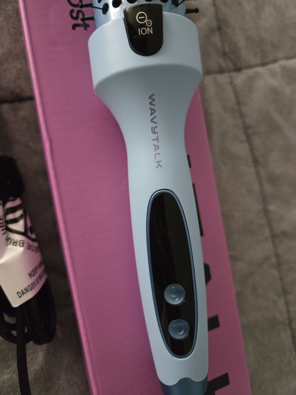 WAVYTALK Blue Ionic Rotating Hair Styler